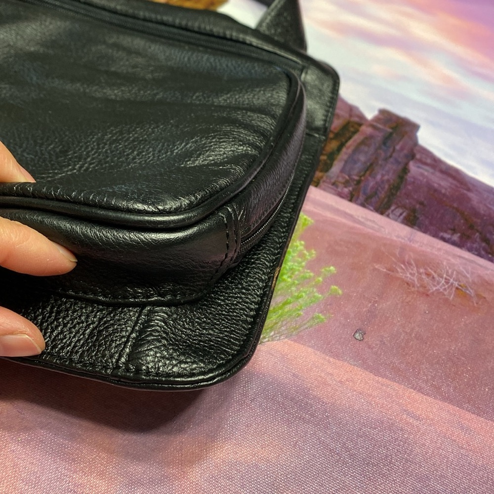 🖤🩵Unisex Clarks Crossbody Genuine Leather bag. - Picture 10 of 11